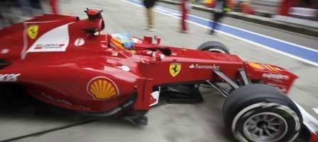 Hamilton empieza dominando y Alonso confirma que va a sufrir
