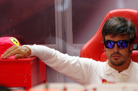 Alonso vuelve a la carga en Monza tras el susto de Bélgica