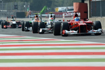 Hamilton logra la 'pole' en Monza, Alonso saldrá décimo